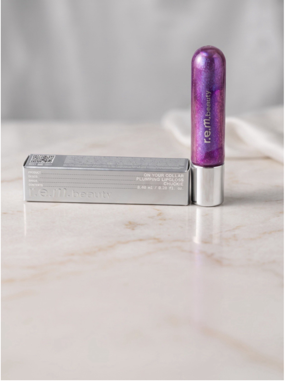 r.e.m. beauty On Your Collar Plumping Lip Gloss Chuckie 0.28 oz New In Box